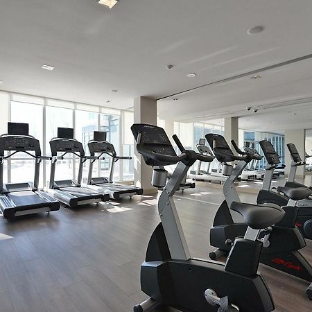Custom Luxury Suite - By Elite Suites Миссиссага Экстерьер фото